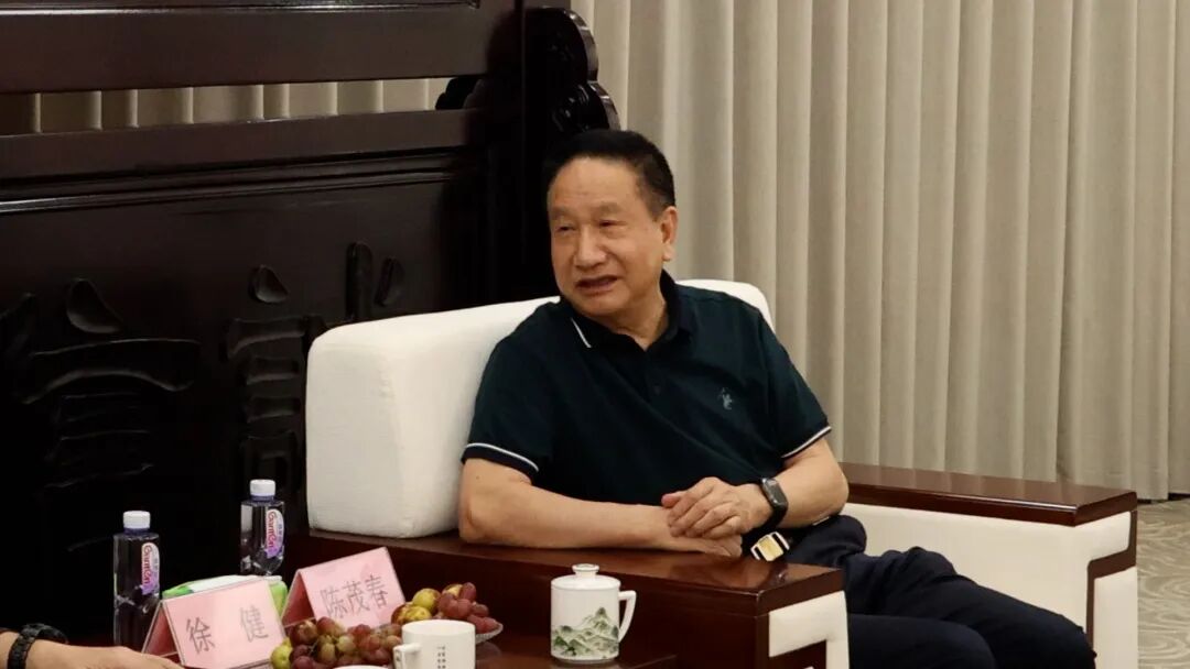 微信图片_2025-10-16_092608_925.jpg